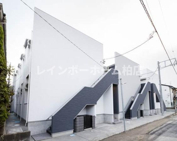 仲介手数料（賃料の1.10ヵ月）の50％OFF対象物件！のエントランス