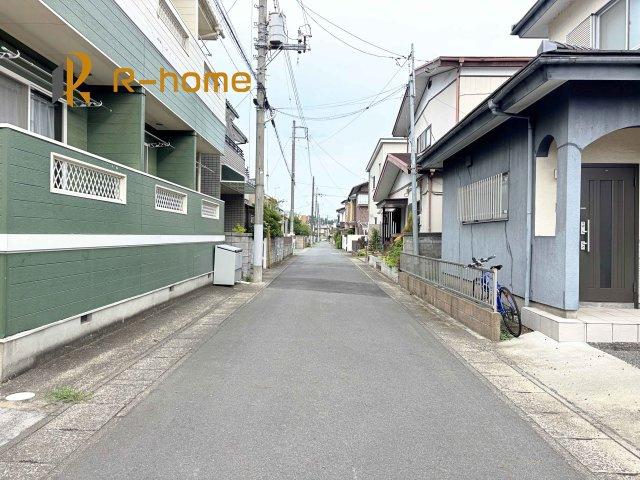 水戸市曙町1番　新築戸建て　A号棟の前面道路含む現地写真|周辺環境も併せて案内致します♪
閑静な住宅地で笑顔あふれる新生活！
ぜひ現地へお越しください♪