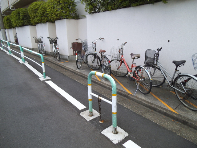 パールマンション東十条のその他共用部分|駐輪スペースはこちら！