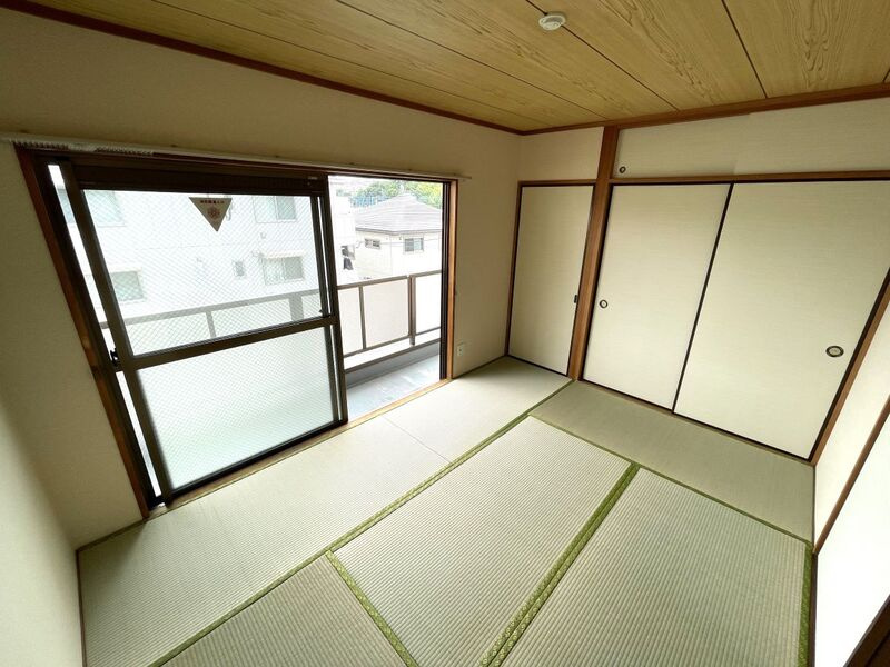 川崎市多摩区生田１丁目の賃貸マンションの和室