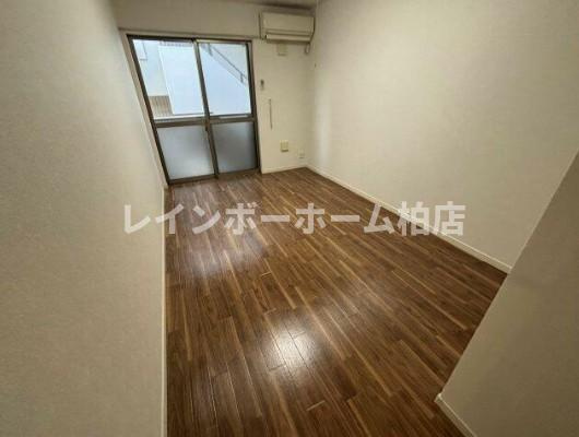 特典：仲介手数料が無料です!!の居間・リビング|居間です