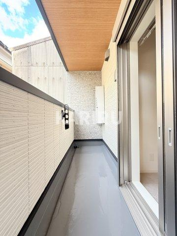 S-MOVE大阪鶴見のバルコニー