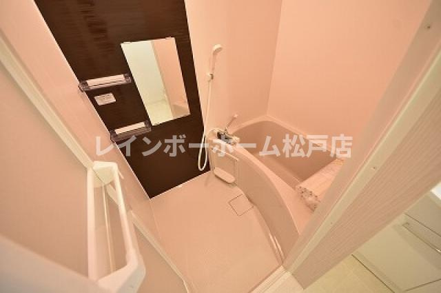 ＣＢ柏リアンの浴室