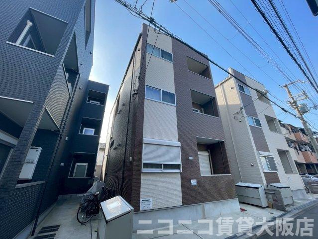 大阪市城東区新喜多東１丁目のアパートの外観