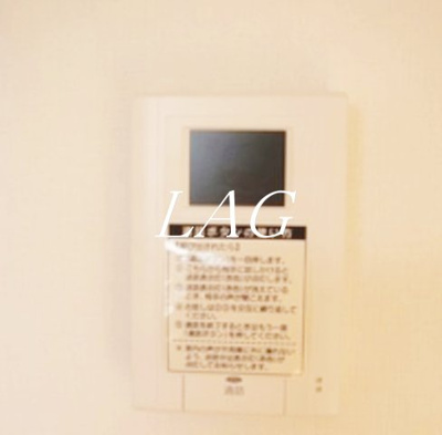 【セキュリティ】 | ＣＡＳＡ　ＤＯＭＡＮＩ | モニター付きインターホンです。