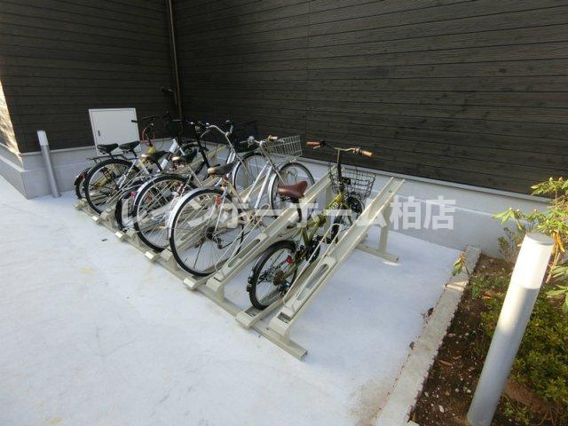 【仲介手数料：50％OFF】対象物件！の駐車場
