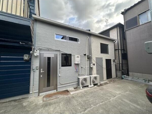 MKハイツ(東難波町)の外観