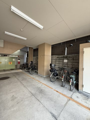 プロシード桜之宮の駐車場