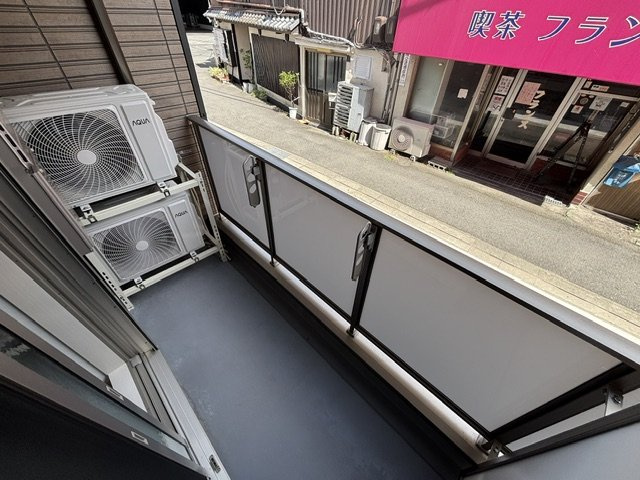 レジーナ本町のバルコニー