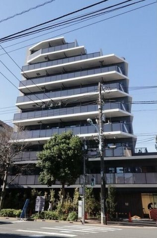 【外観】 | バウスフラッツ高円寺 | 鉄筋コンクリート造のがっちりとした建物。