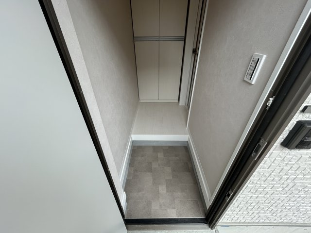 NET-K垂水の玄関