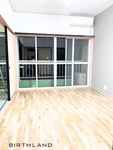 現況/満室賃料348万円/年　利回り12.30％　の洋室