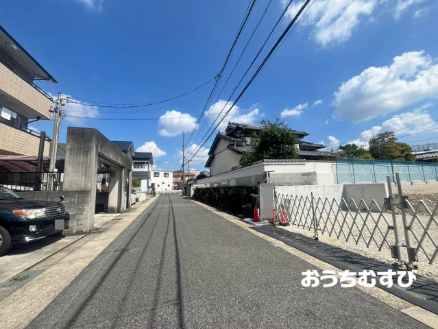 名東区高針原3期(全2棟)の前面道路含む現地写真