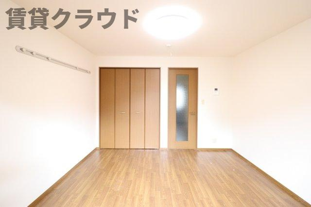 リヴェール・アイⅡの居間・リビング|1人暮らしにピッタリのお部屋です♪