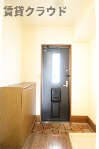 リヴェール・アイⅡの玄関|シューズボックス付きで靴もスッキリ収納！