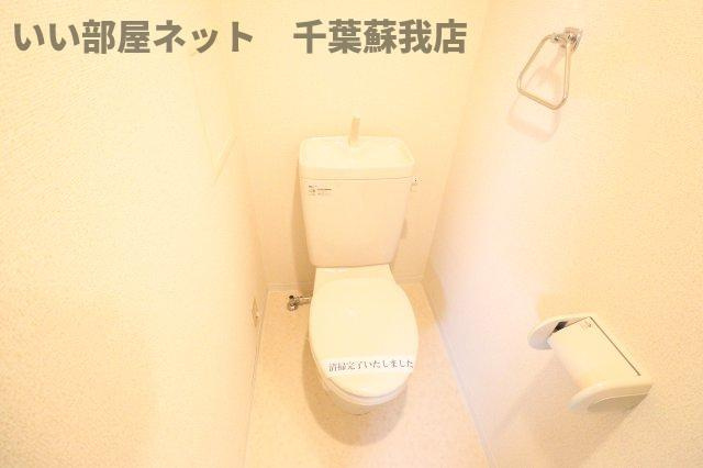 メゾン・ド・ヴィレ千葉中央のトイレ|清潔感のあるトイレです