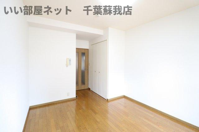 メゾン・ド・ヴィレ千葉中央の寝室|開放的な寝室です