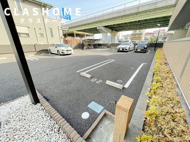 ＴＨＥ　ＦＩＲＳＴ　　刈谷市の賃貸はクラスホーム刈谷店の駐車場