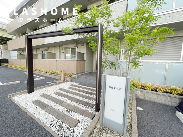 ＴＨＥ　ＦＩＲＳＴ　　刈谷市の賃貸はクラスホーム刈谷店のエントランス