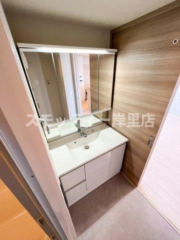 パンドノール住吉大社　東粉浜小学校区の独立洗面台