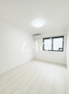 【居間・リビング】 | ハレレア生田 | 洋室のお部屋です。