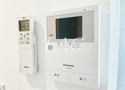 【セキュリティ】 | ハーモニーテラス野沢  | モニター付インターホンです。