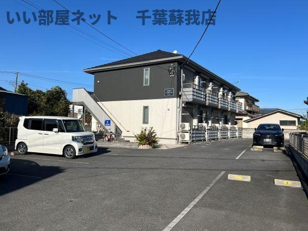 アビタシオンⅢの駐車場|駐車場に車を止められます