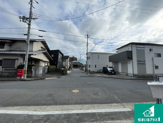 大津市真野　新築一戸建ての前面道路含む現地写真|現在の進捗状況です！順調に作業進行中、完成が待ち遠しいです！詳細の間取り等、お気軽にお問い合わせください！