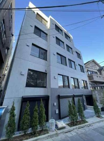 VISTA MINAMIAS AGAYAの外観
