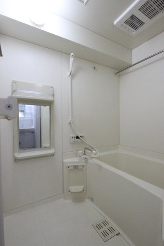 フィールド裕B棟の浴室|参考写真です。現況優先。