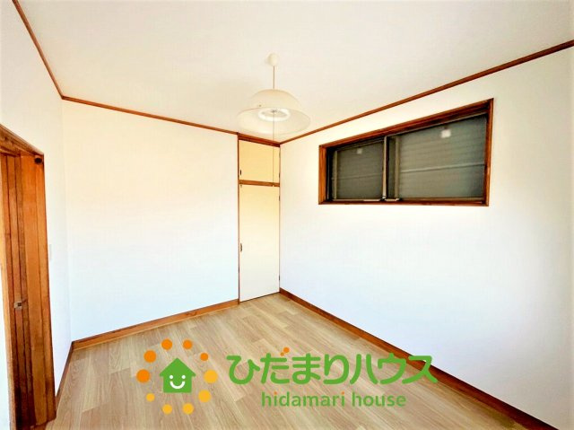 古河市東山田　中古一戸建ての洋室