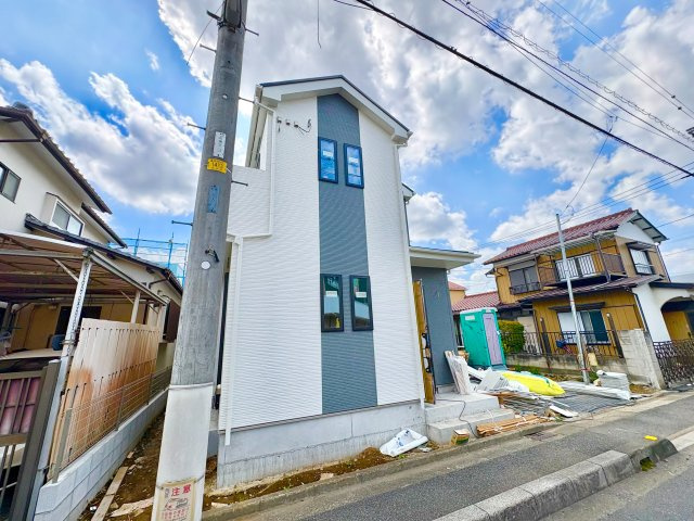 《仲介手数料半額》志木市柏町　全2棟　B号棟の前面道路含む現地写真