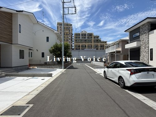 【仲介手数料０円】藤沢市本藤沢2丁目2期　新築一戸建て　全3棟の前面道路含む現地写真|【仲介手数料０円】藤沢市本藤沢2丁目2期　新築一戸建て　