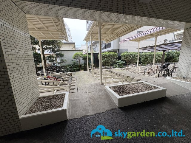 藤沢ダイカンプラザの駐輪場