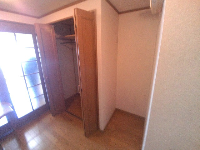 ポコアポコ明石鍛冶屋町Ⅲ番館の収納