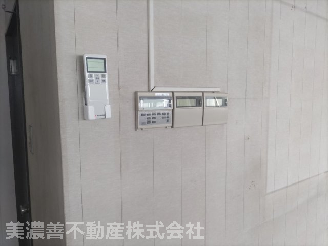 ６５５５１　岐阜市今嶺４丁目事務所・倉庫のその他