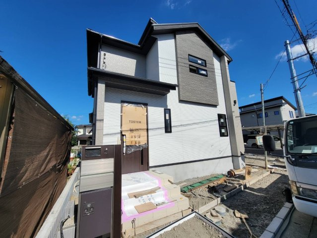 【ブルーミングガーデン】宇都宮市簗瀬町 全1棟の外観|〇1号棟〇
スーパーやコンビニなど、毎日の生活に欠かせない利便施設を今から現地で確認されることをおススメします。
もちろん弊社営業がご案内する事も可能です！
※2026年8月撮影