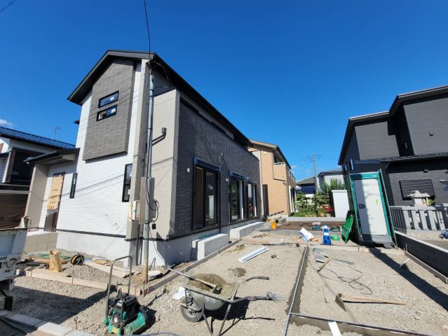 【ブルーミングガーデン】宇都宮市簗瀬町 全1棟の外観|〇1号棟〇
建築中の工程を確認できるのがは今ならではのメリットです。
周辺環境を含め、今からチェックがおすすめです。
先ずはお気軽にお問合せください！
※2026年8月撮影