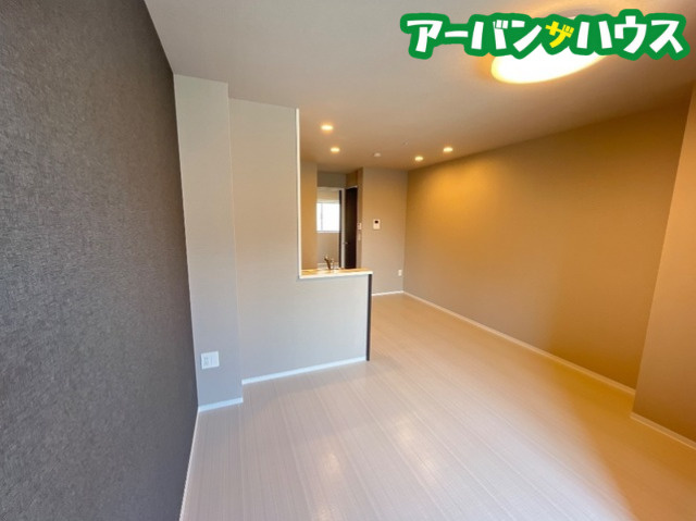 マンションアーク参番館の居間・リビング