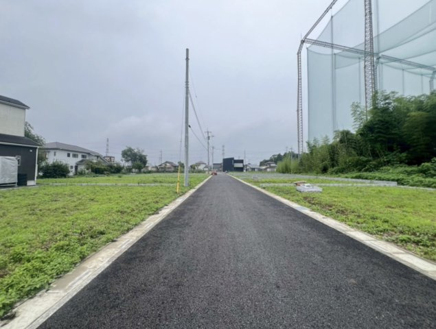 【前面道路含む現地写真】 | 東松山市石橋7期　新築戸建　全3棟　3号棟