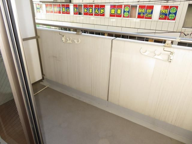 【バルコニー】