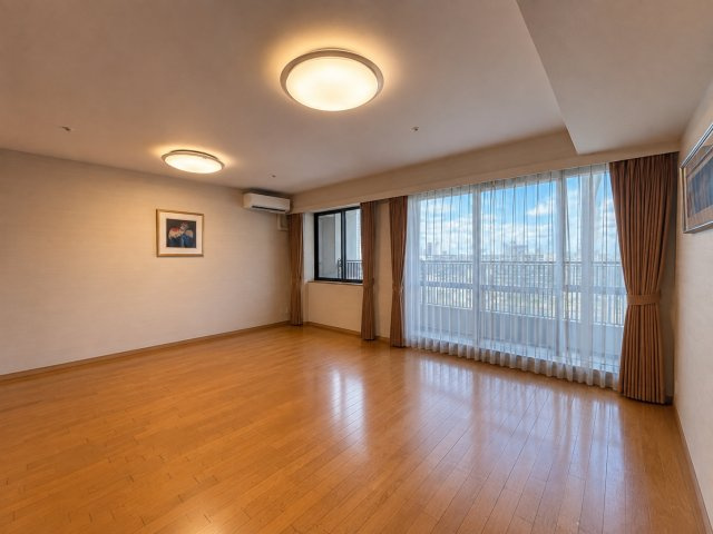 【居間・リビング】