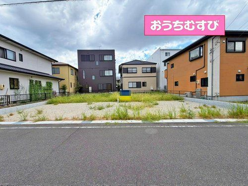 尾張旭市東印場町8期(全2棟)の前面道路含む現地写真