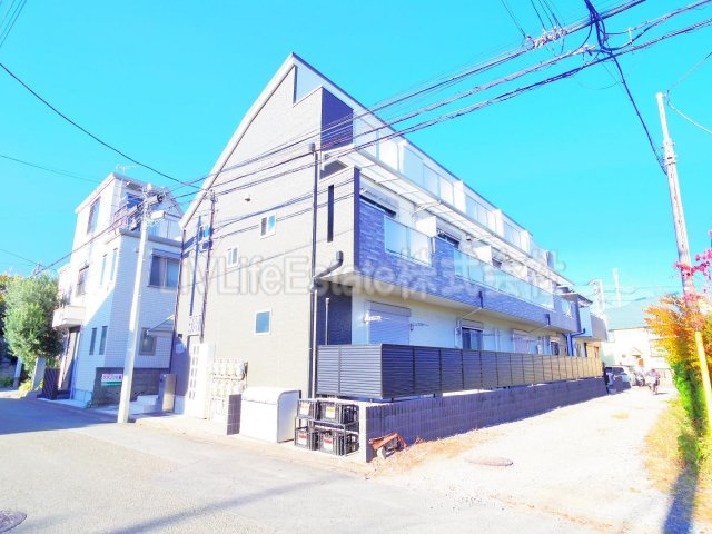 グランツ八坂の外観