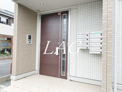 【エントランス】 | 上鶴間ハウス | エントランスです。