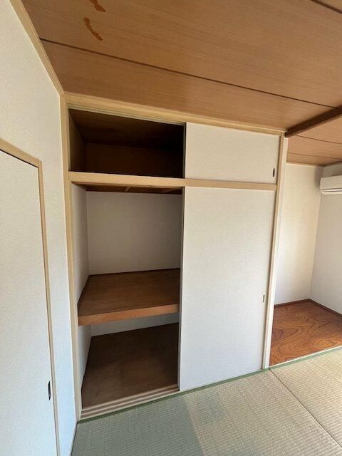 新妻ハイツの収納