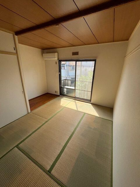 新妻ハイツの寝室