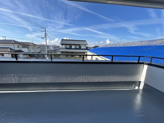 小松島市和田島町字松田新田　中古戸建のバルコニー