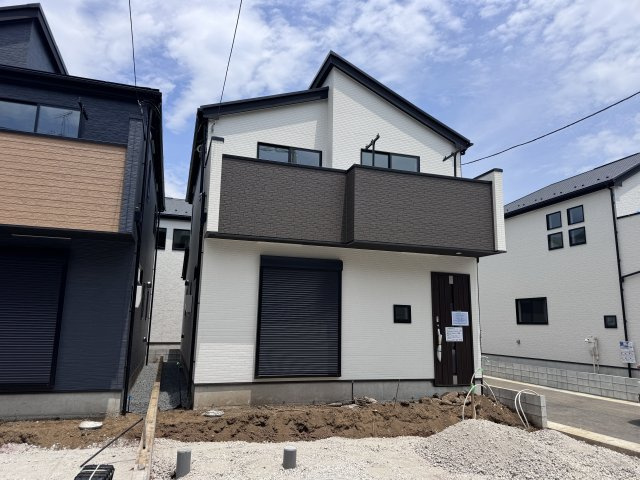 市川市曽谷４丁目新築戸建（曽谷16期）の外観|2号棟外観・7月14日撮影・もうすぐ完成！