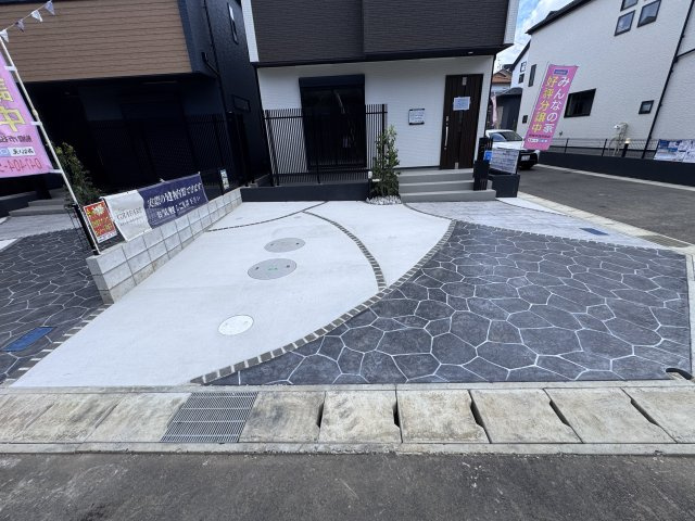 市川市曽谷４丁目新築戸建（曽谷16期）の駐車場|2号棟駐車スペース・並列2台駐車可